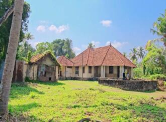 Residential Land for Sale in Alleppey, Chengannur, Puthencavu, Close to SCRV school