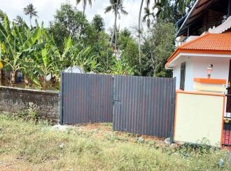 Residential Land for Sale in Thrissur, Irinjalakuda, Mapranam