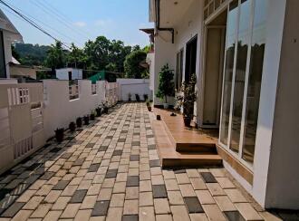 Residential Apartment for Rent in Kottayam, Kottayam town, Kalathipady, HHR4+XMJ, Girideepam School Road, Kalathipady, Kottayam, Kerala 686010