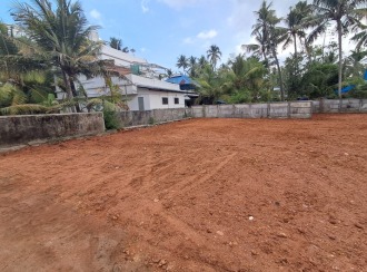 Residential Land for Sale in Ernakulam, Paravur, Moothakunnam, Gothuruth