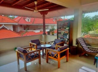 Residential House Villa for Sale in Ernakulam, Aluva, Chowwara, Palace Road