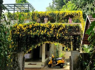 വാസയോഗ്യമായ വീട് വില്പനയ്ക്ക് എറണാകുളം, Kalady, Marottichuvadu, St.Antony's Church Road