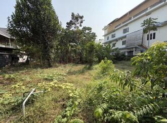 Commercial Land for Rent in Ernakulam, Angamaly, Angamaly, Moonjely house CN/35 Angamaly 1st street 1st plot