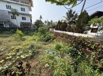 Commercial Land for Rent in Ernakulam, Angamaly, Angamaly, Moonjely house CN/35 Angamaly 1st street 1st plot