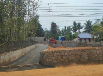 Residential Land for Sale in Trivandrum, Thiruvananthapuram, Sreekaryam, Pangappara