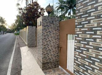 Residential Land for Sale in Thrissur, Chalakudy, Vellanchira, Karoor-Kombodinjamakkal PWD Road