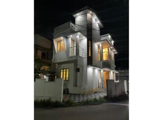 Residential House Villa for Sale in Ernakulam, Tripunithura, Hill palace, Opposite to LBSRA Road