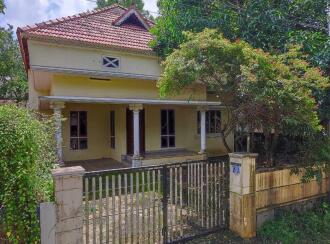 Residential House Villa for Sale in Kottayam, Changanassery, Kurishumoodu, Kurusummood-Maloorkavu road(Santhi nagar)