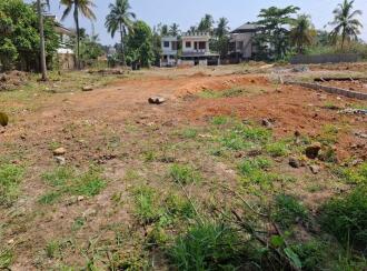 Residential Land for Sale in Ernakulam, Tripunithura, Eroor, Near to Bhavan's Vidya Mandir