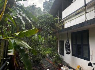 Residential House Villa for Sale in Ernakulam, Perumbavoor, Kanjirakkad, Sasthmangalam road