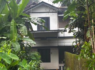 Residential House Villa for Sale in Ernakulam, Perumbavoor, Kanjirakkad, Sasthmangalam road