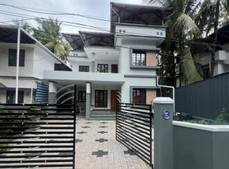 Residential House Villa for Sale in Thrissur, Thrissur, Koorkkancherry, Subhash Nagar Chiyyaram