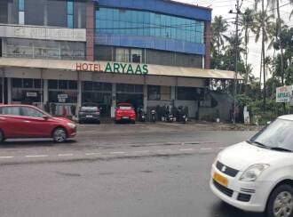 വാണിജ്യ ഭൂമി വില്പനയ്ക്ക് എറണാകുളം, Aluva, Desam, Near Aryas Vegetarian Restaurant