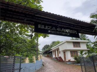Commercial Building for Sale in Kozhikode, Koorachundu, Koorachundu, ottapallam