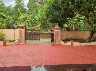 Residential House Villa for Sale in Ernakulam, Muvattupuzha, Thrikkalathoor, Seenaygiri Kurishumthotty