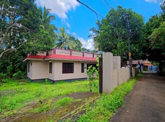 Residential House Villa for Sale in Pathanamthitta, Thiruvalla, Kizhakkanmuthoor, Near Believers Church Residential School