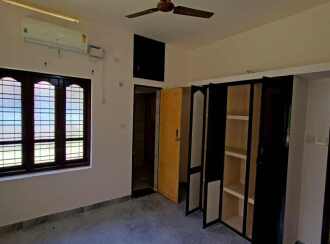 Residential House Villa for Sale in Pathanamthitta, Thiruvalla, Kizhakkanmuthoor, Near Believers Church Residential School