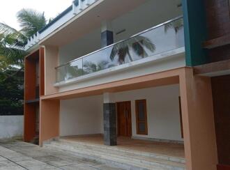 Residential House Villa for Sale in Kannur, Thalassery, Thalassery town, Near Muzhappilangadu Kadavu