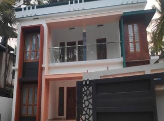 Residential House Villa for Sale in Kannur, Thalassery, Thalassery town, Near Muzhappilangadu Kadavu