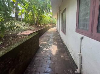 Residential House Villa for Sale in Kozhikode, Calicut, Calicut town, Kunduparambu, Kozhikode