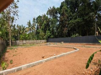 Residential Land for Sale in Ernakulam, Tripunithura, Udayamperoor, Nadakkavu