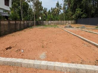 Residential Land for Sale in Ernakulam, Tripunithura, Udayamperoor, Nadakkavu