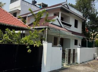 Residential House Villa for Sale in Ernakulam, Tripunithura, Puthiyakaavu
