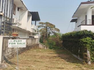 Residential Land for Sale in Ernakulam, Aluva, Aluva, Mahilayam School Road