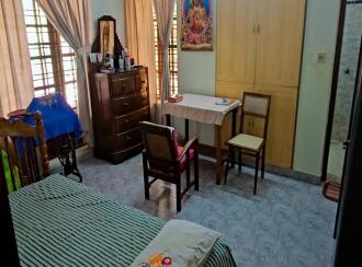 വാസയോഗ്യമായ വീട് വില്പനയ്ക്ക് Kollam, Pathanapuram, Pathanapuram, Close to St. Stephen's High School. Govt. Veterinary Hospital