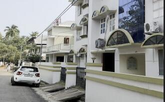 Residential Apartment for Sale in Thrissur, Thrissur town, Maylipadam, Cherakkekaran Grace Apartments