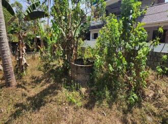 Residential Land for Sale in Kottayam, Kottayam town, Aymanam, Approx. 7 km from Kottayam Medical College