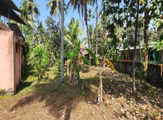 Residential Land for Sale in Kottayam, Kottayam town, Aymanam, Approx. 7 km from Kottayam Medical College
