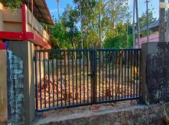 Residential Land for Sale in Thrissur, Irinjalakuda, Pullur