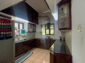 Residential House Villa for Sale in Thrissur, Irinjalakuda, Konathukunnu, Near Kodakkaparambu shiva Temple