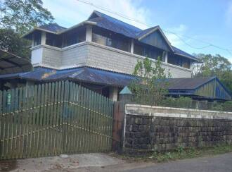Residential House Villa for Sale in Idukki, Peerumade, Paruthumpara, 500 meters only to KK road
