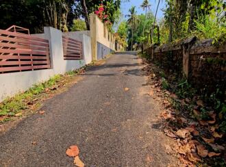 Residential Land for Sale in Kottayam, Kottayam town, Aymanam, Pandavam