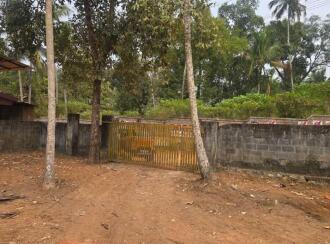 Residential Land for Sale in Trivandrum, Venjaramoodu, Pirappancode, UIT College