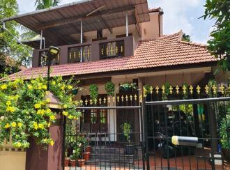 Residential House Villa for Sale in Kottayam, Kottayam town, Vadavathoor, Mrf road