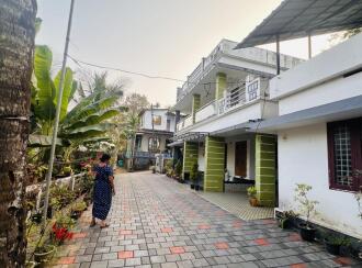 വാസയോഗ്യമായ വീട് വില്പനയ്ക്ക് എറണാകുളം, Muvattupuzha, Mudavoor, Mudavoor