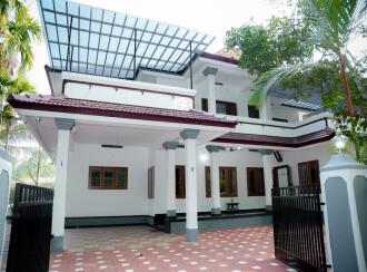 Residential House Villa for Sale in Idukki, Thodupuzha, Karimkunnam, Manjakadambu