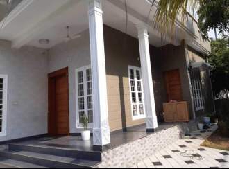 Residential House Villa for Sale in Ernakulam, Angamaly, Angamaly (south), Anganwadi lane