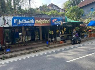 Residential Land for Sale in Pathanamthitta, Ranni, Kumpalampoika, Junction