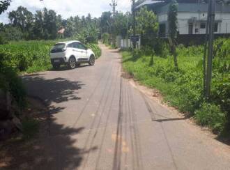 വാസയോഗ്യമായ ഭൂമി വില്പനയ്ക്ക് Pathanamthitta, Thiruvalla, Kuttapuzha, Manjadi-Kuttapuzha PWD road