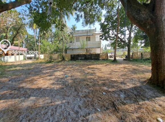 വാസയോഗ്യമായ ഭൂമി വില്പനയ്ക്ക് 