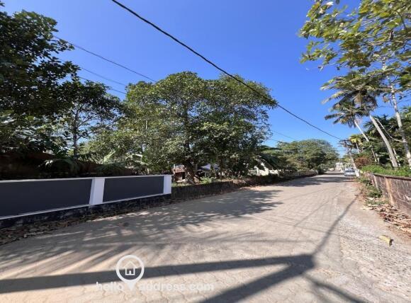 Residential land frontage