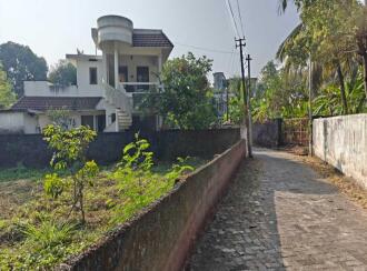 Residential House Villa for Sale in Ernakulam, Aluva, Aluva, Chembakassery kadavu road