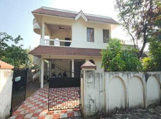 Residential House Villa for Sale in Ernakulam, Aluva, Aluva, Chembakassery kadavu road