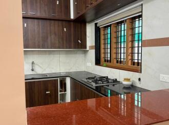 Residential House Villa for Sale in Ernakulam, Chottanikkara, Kureekad, Choozhthipadom