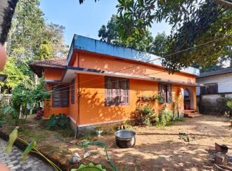 Residential House Villa for Sale in Pathanamthitta, Pandalam, Kulanada, Kuriyanapalli Junction 300 m