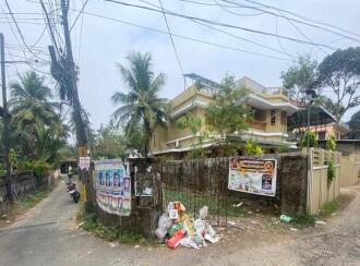 Residential Land for Sale in Ernakulam, Tripunithura, Thiruvankulam, LBS road